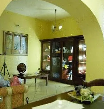 Tavernola - Locanda Di Campagna Hotel 3*