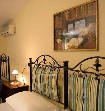 Tavernola - Locanda Di Campagna 3*