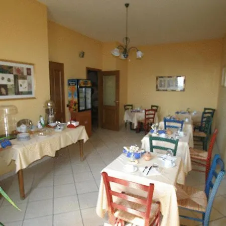 Hotel Tavernola - Locanda Di Campagna