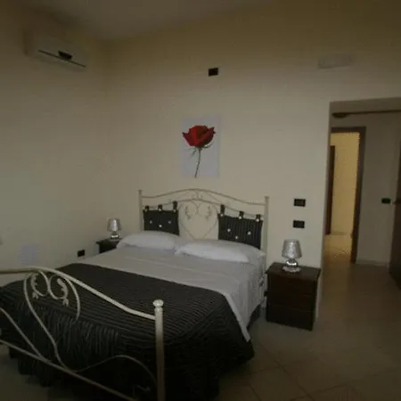 Tavernola - Locanda Di Campagna Hotel