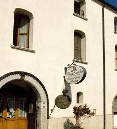 Tavernola - Locanda Di Campagna Hotel