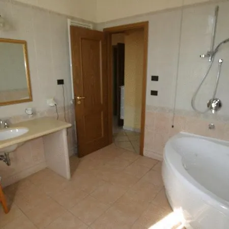 Tavernola - Locanda Di Campagna 3* Battipaglia